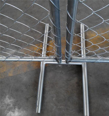 Temporary Chain Link panel fencing providing a sturdy and reliable fence 9 gauge, 11 gauge and 11.5 gauge