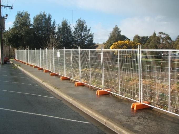 Construction Site Temporary Fencing With Concrete Feet