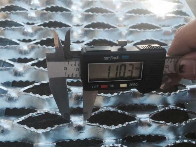 Galvanized Grip Strut testing quality