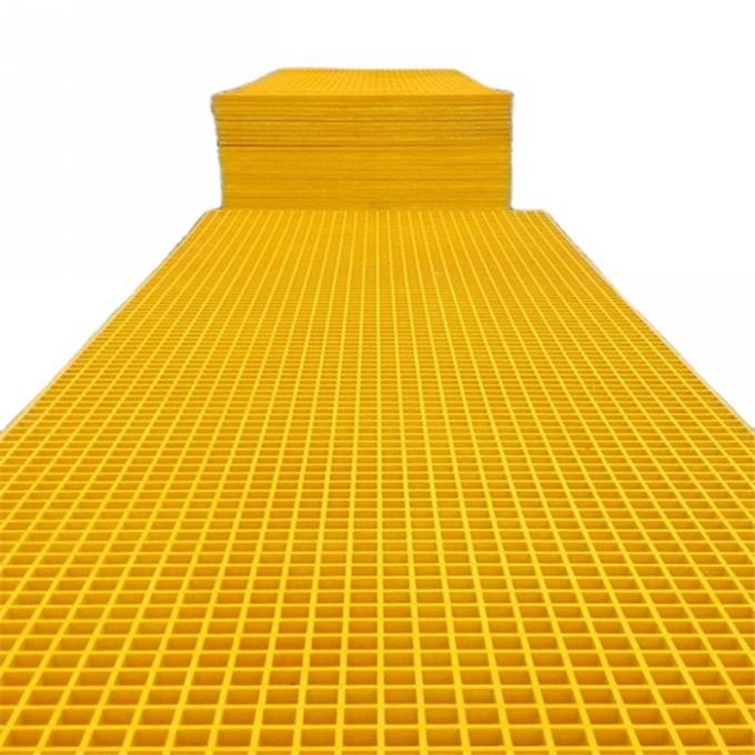 Yellow Fiberglass Grating Walkway For Solar Panel Rail